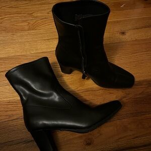 Aerosoles black leather boots